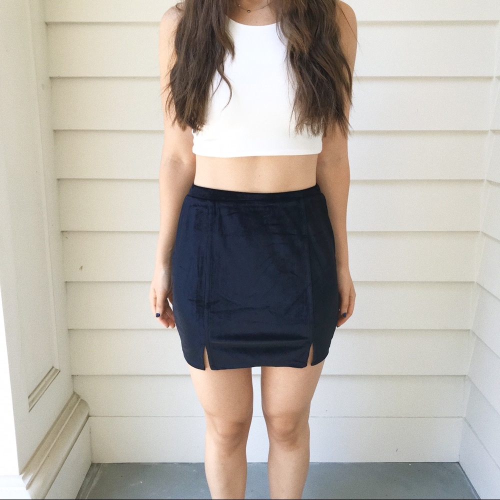 Jordyn Jagger black velvet mini skirt NEW